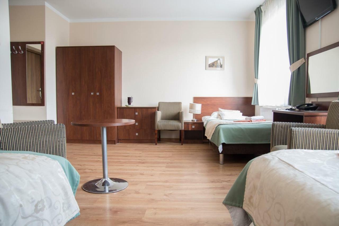 Hôtel Sanatorium Uzdrowiskowe Lacznosc à Ciechocinek Extérieur photo