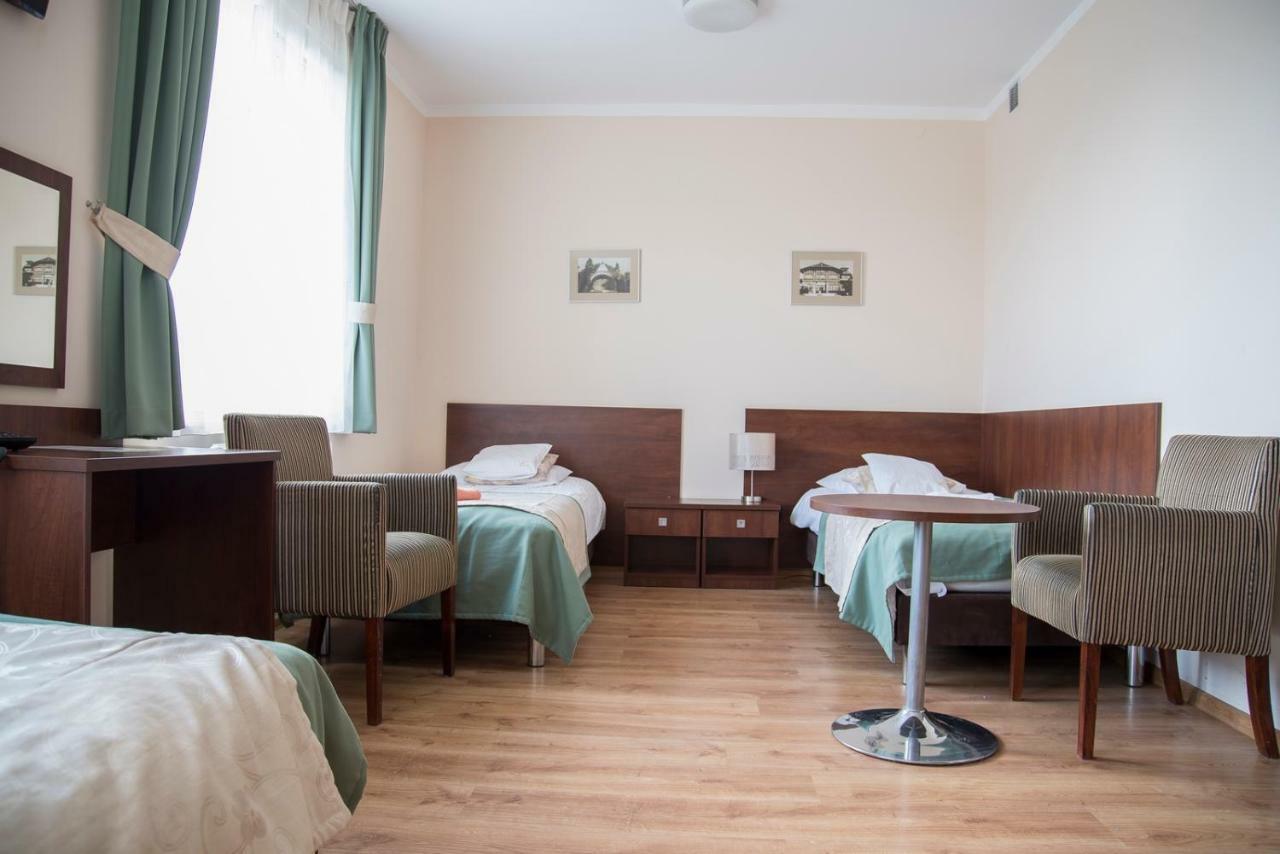Hôtel Sanatorium Uzdrowiskowe Lacznosc à Ciechocinek Extérieur photo